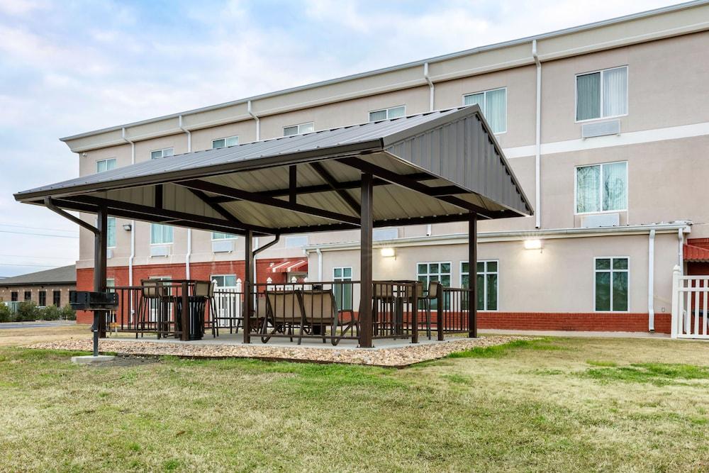 Comfort Inn US Hwy 80 Demopolis Eksteriør bilde