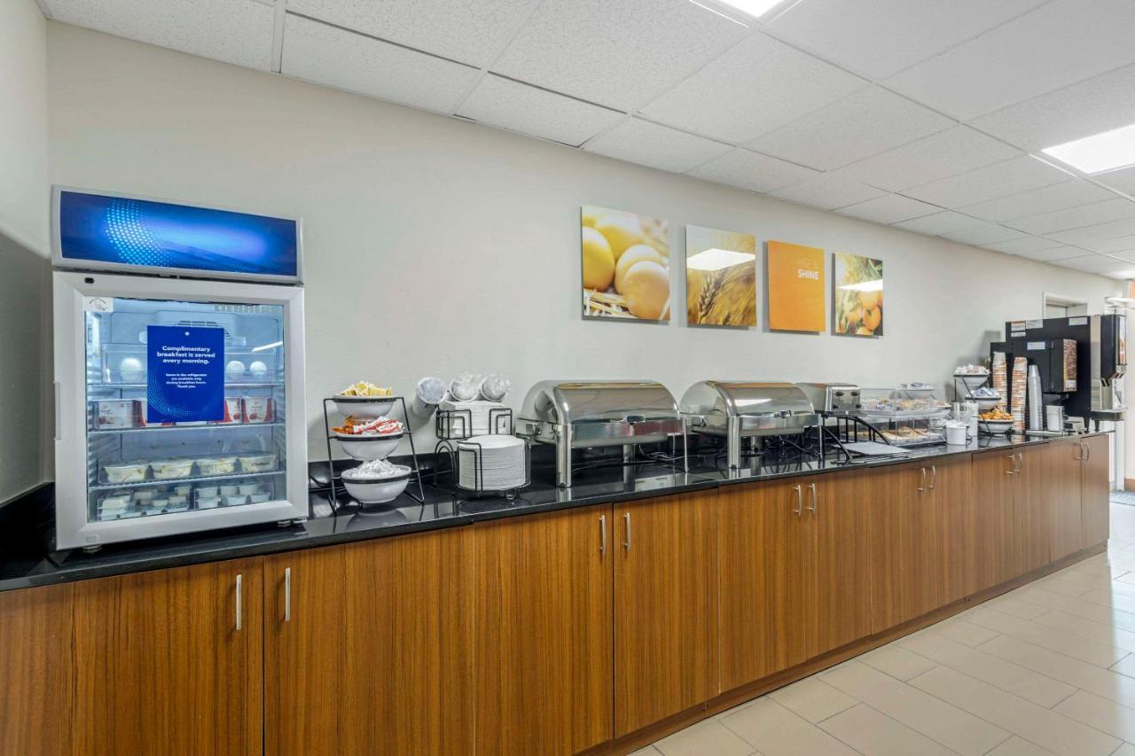 Comfort Inn US Hwy 80 Demopolis Eksteriør bilde